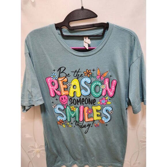 Love In Faith Womens Medium Green T-Shirt Floral Inspirational Quote Joy Love - Picture 7 of 13